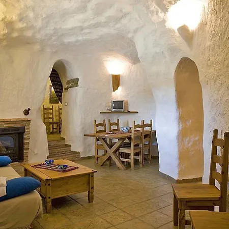 Cuevas La Atalaya