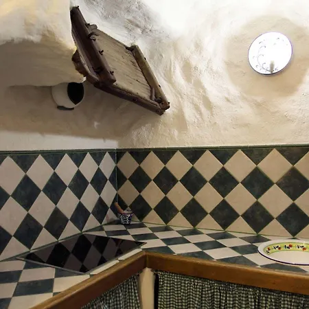 Apartment Cuevas La Atalaya Huescar